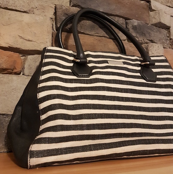 kate spade Handbags - HP! $189/$99 KATE SPADE French Stripe Bag Tote